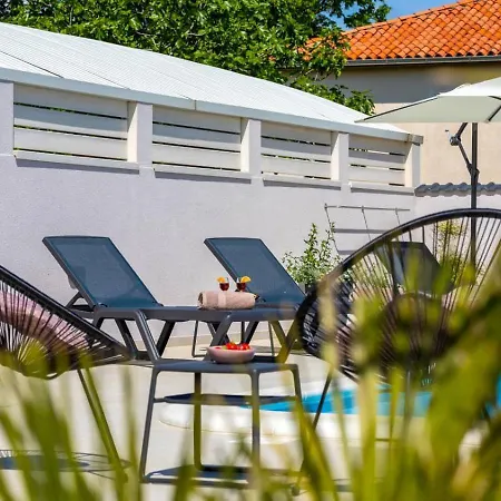 Pleasant Vasanni Canet-en-Roussillon